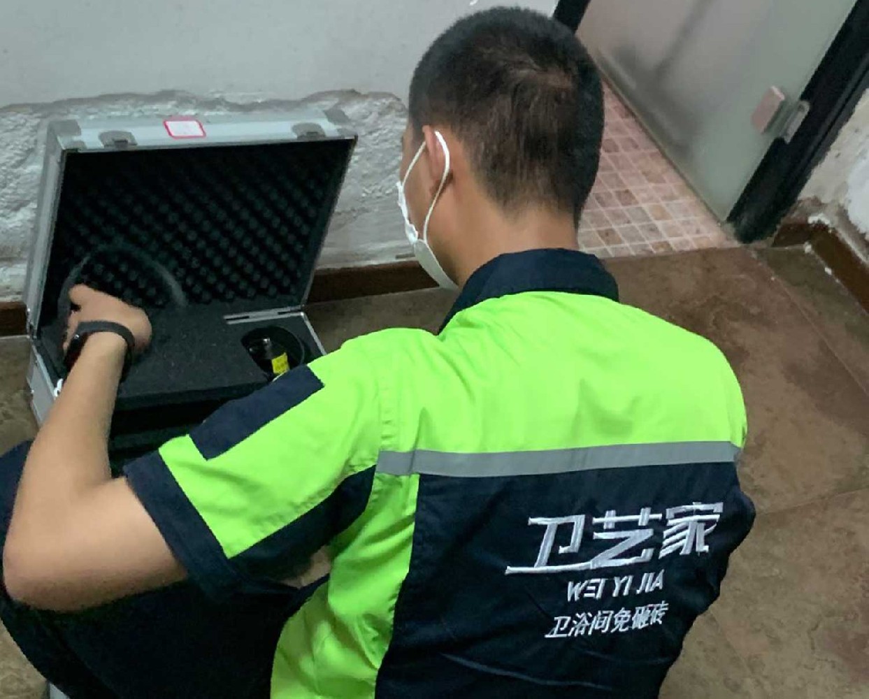 杭州余杭附近防水补漏师傅电话号码，24小时上门维修服务
